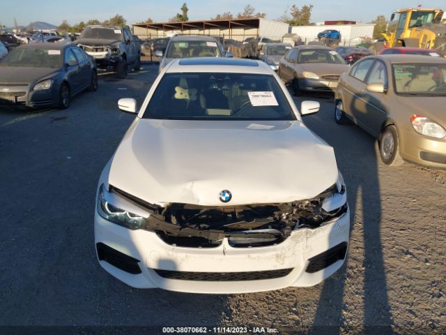 Photo 5 VIN: WBAJA9C57KB399121 - BMW 530E 