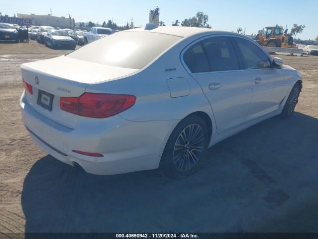 Photo 3 VIN: WBAJA9C58JB250828 - BMW 530E 