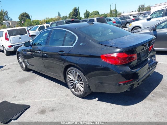 Photo 2 VIN: WBAJA9C58JB250926 - BMW 530E 