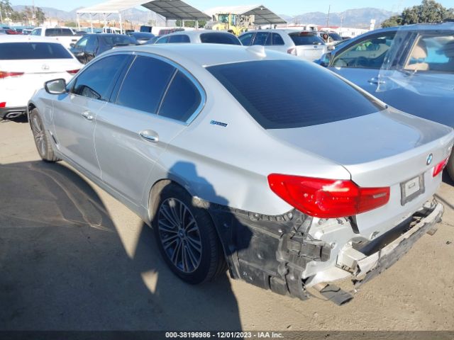 Photo 2 VIN: WBAJA9C58JB252157 - BMW 530E 