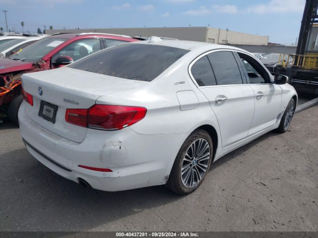 Photo 3 VIN: WBAJA9C58JG623143 - BMW 530E 