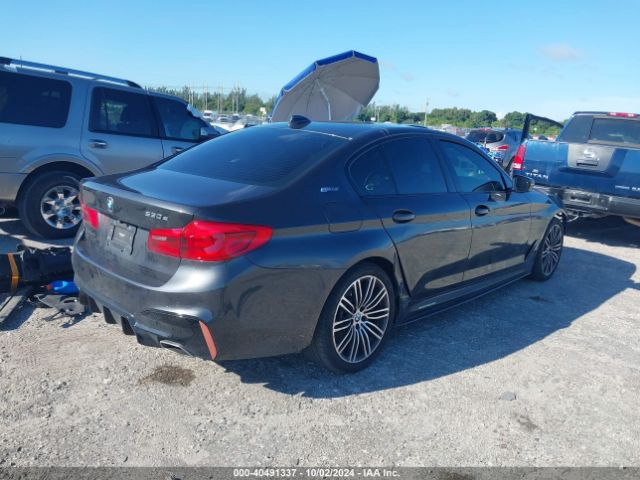 Photo 3 VIN: WBAJA9C58KB389696 - BMW 530E 