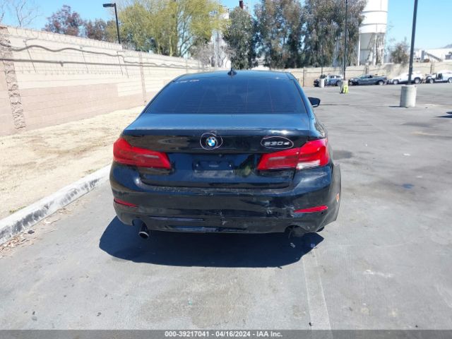 Photo 5 VIN: WBAJA9C58KB399077 - BMW 530E 