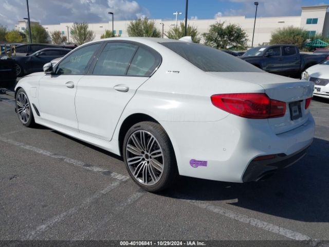 Photo 2 VIN: WBAJA9C59KB392493 - BMW 530E 