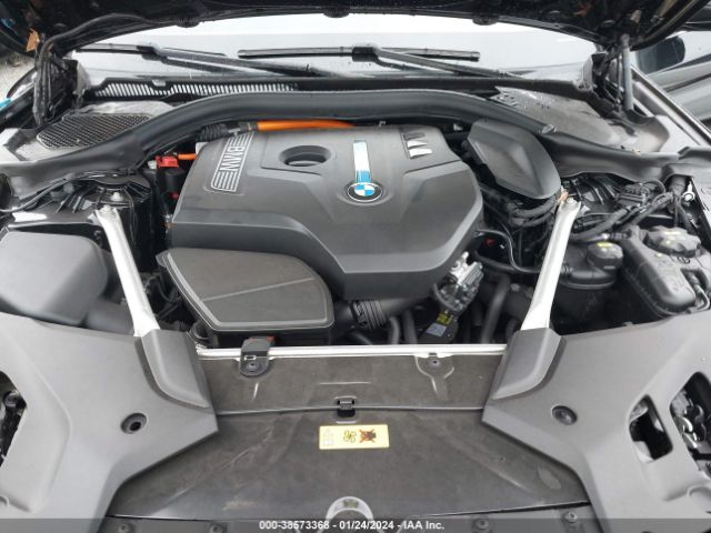 Photo 9 VIN: WBAJA9C59KB398889 - BMW 530E 