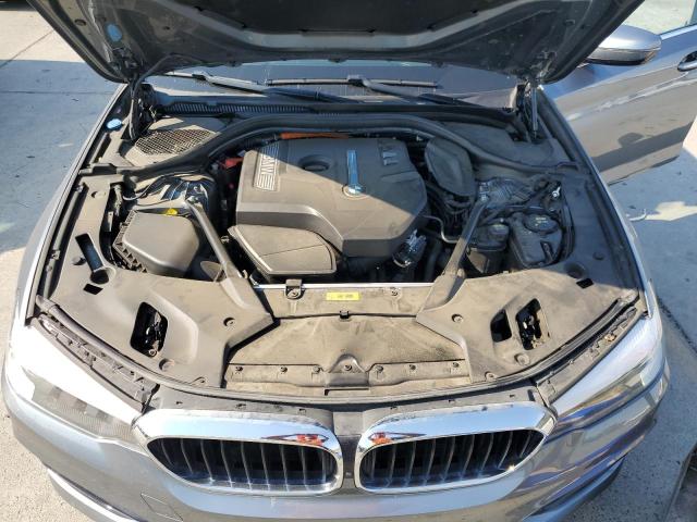 Photo 10 VIN: WBAJA9C5XJB032678 - BMW 530E 