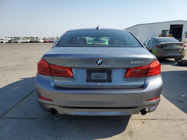 Photo 5 VIN: WBAJA9C5XJB032678 - BMW 530E 