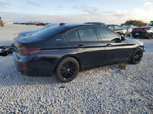 Photo 2 VIN: WBAJA9C5XJB034172 - BMW 530E 