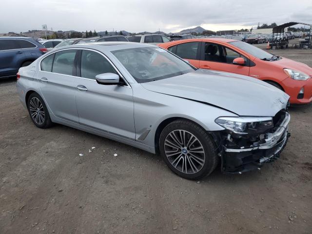 Photo 3 VIN: WBAJA9C5XJB249390 - BMW 530E 