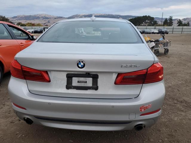 Photo 5 VIN: WBAJA9C5XJB249390 - BMW 530E 