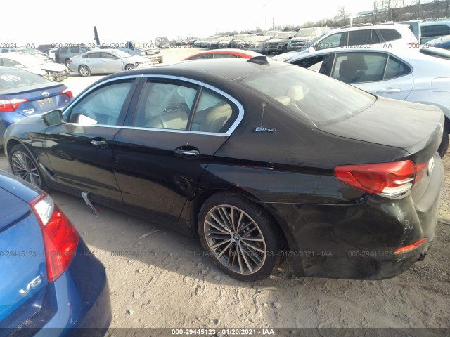 Photo 2 VIN: WBAJA9C5XJB251625 - BMW 5 