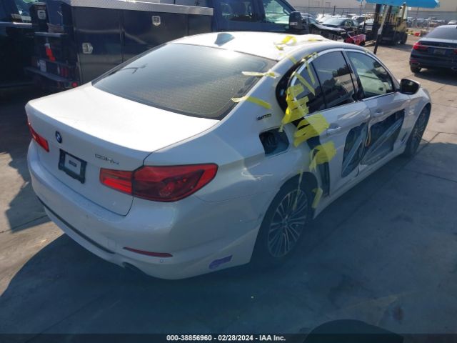 Photo 3 VIN: WBAJA9C5XKB254932 - BMW 530E 