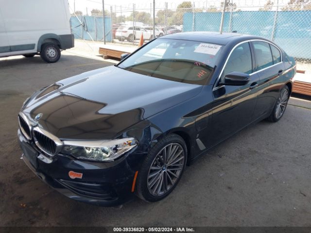 Photo 1 VIN: WBAJA9C5XKB392731 - BMW 530E 