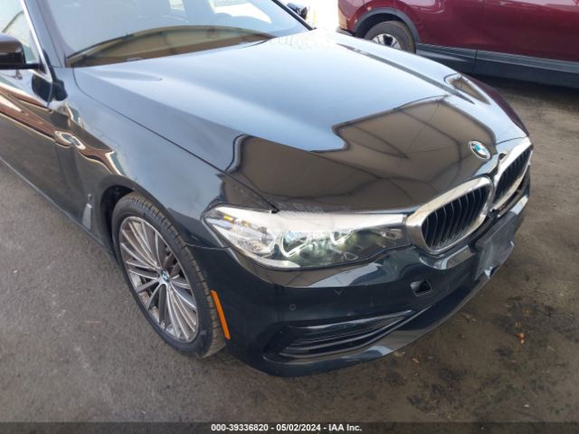 Photo 5 VIN: WBAJA9C5XKB392731 - BMW 530E 