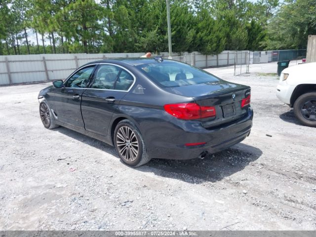 Photo 2 VIN: WBAJB1C51JB085168 - BMW 530E 