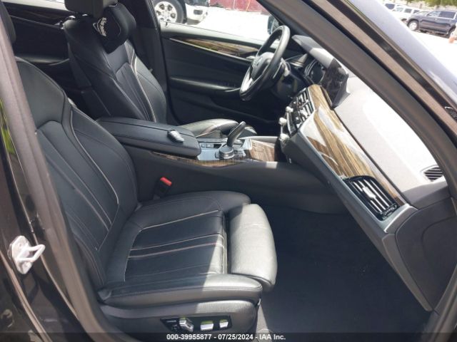 Photo 4 VIN: WBAJB1C51JB085168 - BMW 530E 