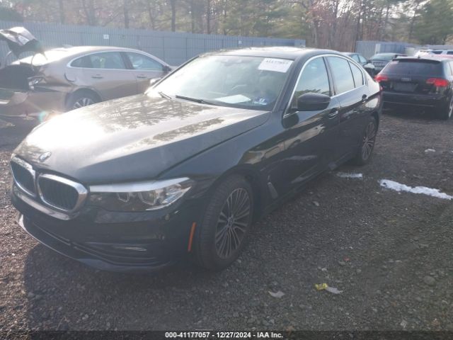 Photo 1 VIN: WBAJB1C51JB374258 - BMW 530E 