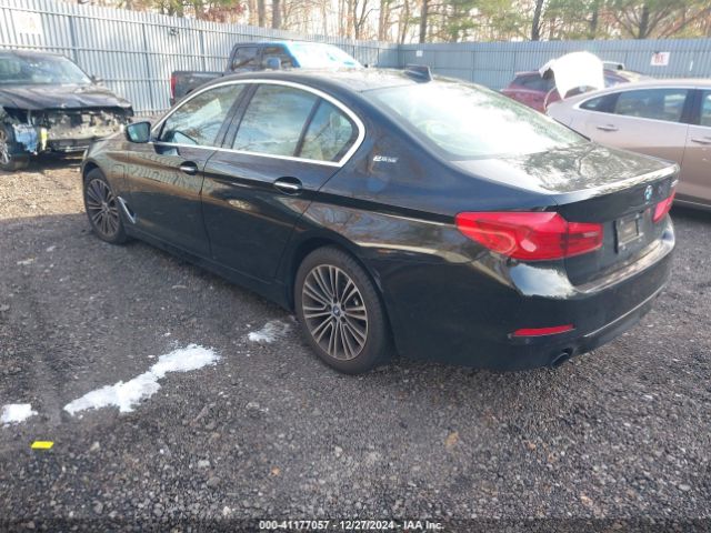 Photo 2 VIN: WBAJB1C51JB374258 - BMW 530E 