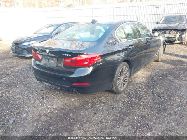 Photo 3 VIN: WBAJB1C51JB374258 - BMW 530E 