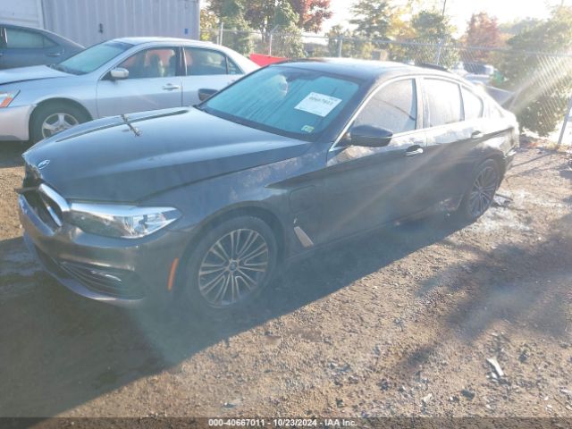 Photo 1 VIN: WBAJB1C52JB374382 - BMW 530E 