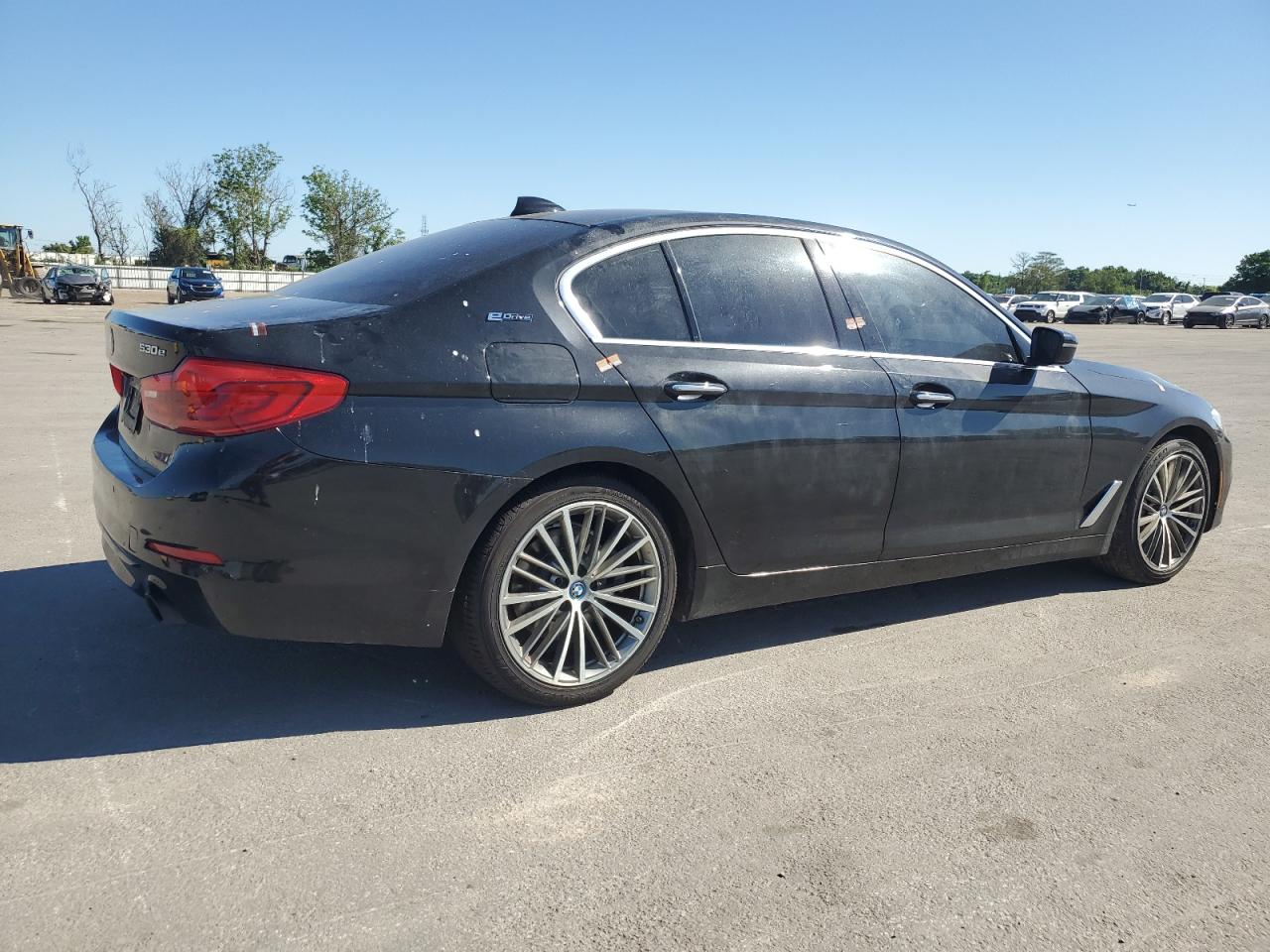 Photo 2 VIN: WBAJB1C52JB374396 - BMW 5ER 