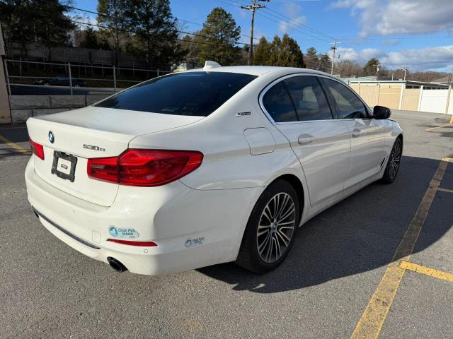 Photo 2 VIN: WBAJB1C52KB375629 - BMW 530XE 