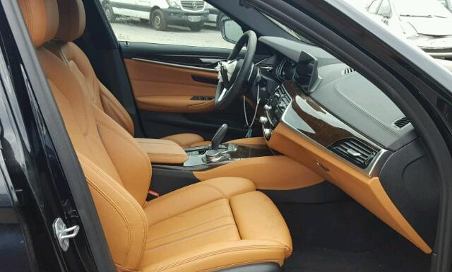 Photo 4 VIN: WBAJB1C53JB084829 - BMW 530XE 