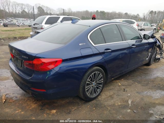 Photo 3 VIN: WBAJB1C55JB084802 - BMW 5 SERIES 