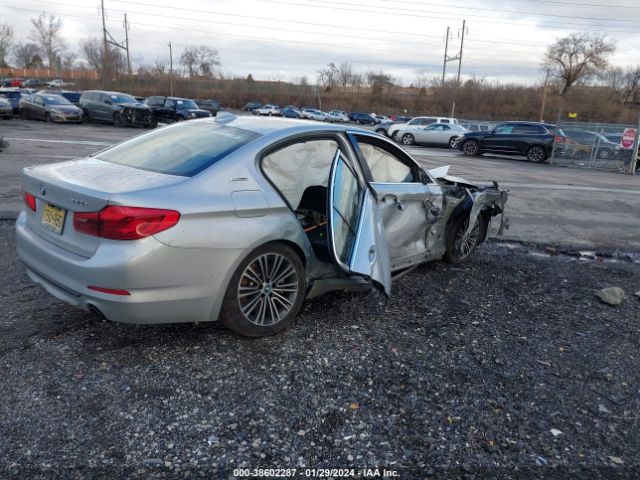 Photo 3 VIN: WBAJB1C55KB376256 - BMW 530E 