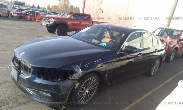 Photo 1 VIN: WBAJB1C57JB085000 - BMW 530XE 