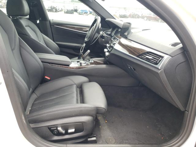 Photo 4 VIN: WBAJB1C57JB085174 - BMW 530XE 