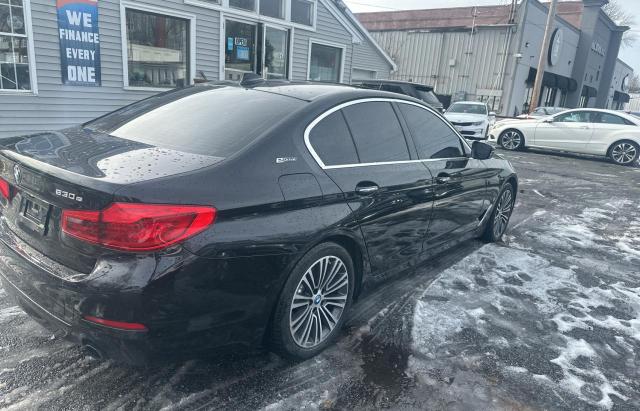 Photo 3 VIN: WBAJB1C57JG623830 - BMW 530XE 