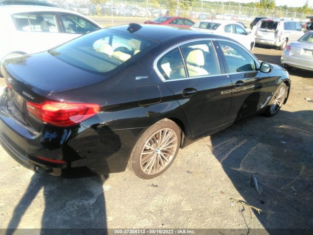 Photo 3 VIN: WBAJB1C57KB376646 - BMW 530E 