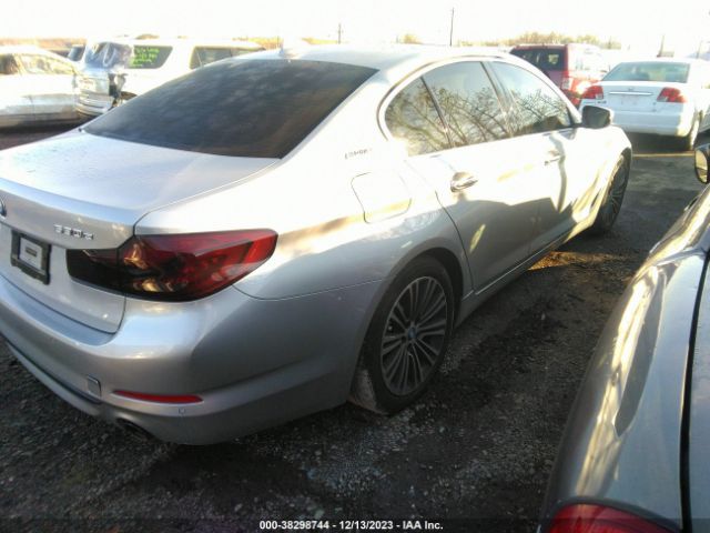 Photo 3 VIN: WBAJB1C59JB084169 - BMW 530E 