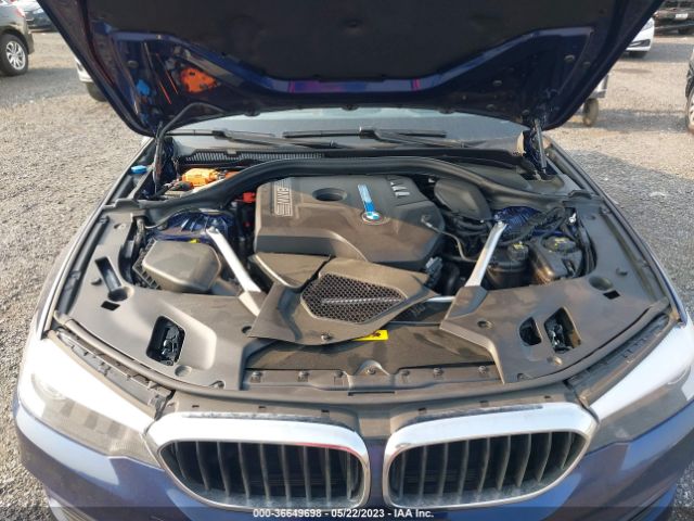 Photo 9 VIN: WBAJB1C59JB374265 - BMW 530E 