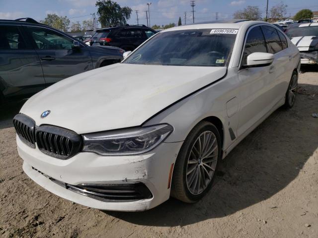 Photo 1 VIN: WBAJB1C59JG623988 - BMW 530XE 