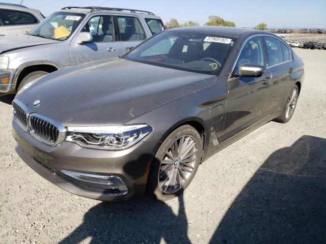 Photo 1 VIN: WBAJB1C5XKB375765 - BMW 530XE 