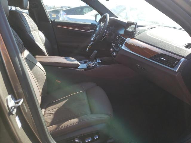 Photo 4 VIN: WBAJB1C5XKB375765 - BMW 530XE 