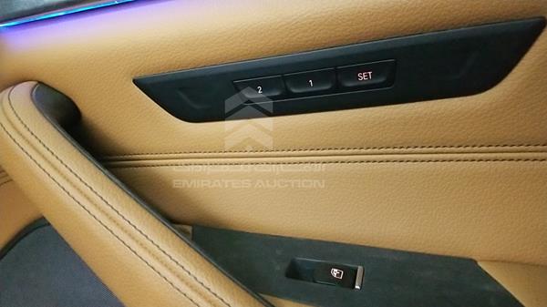 Photo 34 VIN: WBAJB3104JWC15264 - BMW 540 