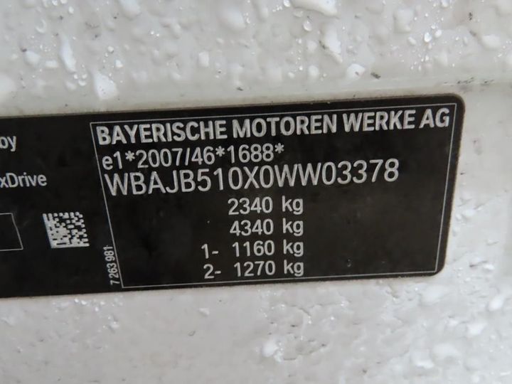 Photo 13 VIN: WBAJB510X0WW03378 - BMW 5 