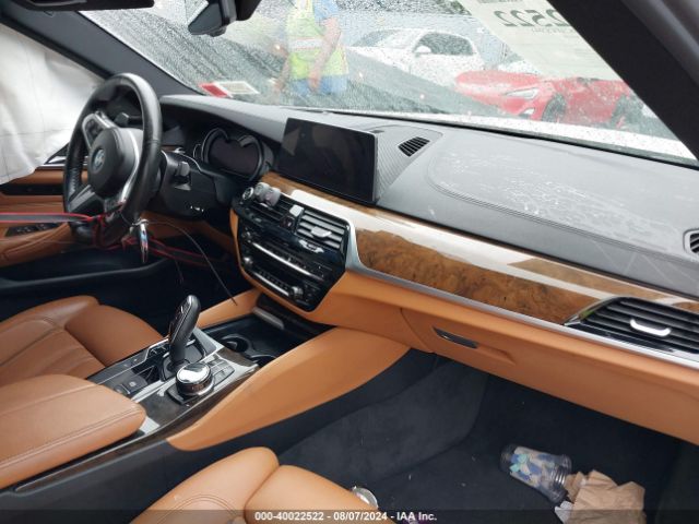 Photo 4 VIN: WBAJB9C50JB035022 - BMW M550I 