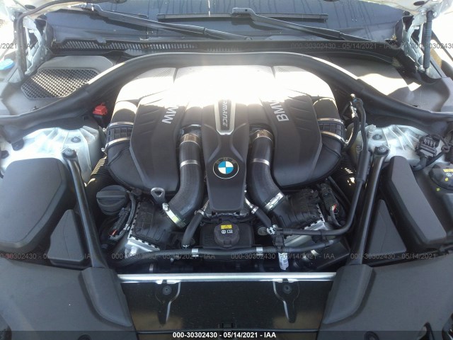 Photo 9 VIN: WBAJB9C51JB049561 - BMW 5 