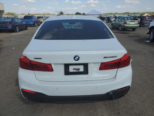 Photo 5 VIN: WBAJB9C51JG464009 - BMW M550XI 