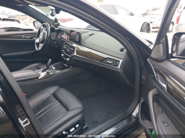 Photo 4 VIN: WBAJB9C51KB288867 - BMW M550I 