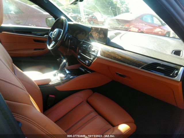 Photo 4 VIN: WBAJB9C51KB465210 - BMW M550I XDRIVE 