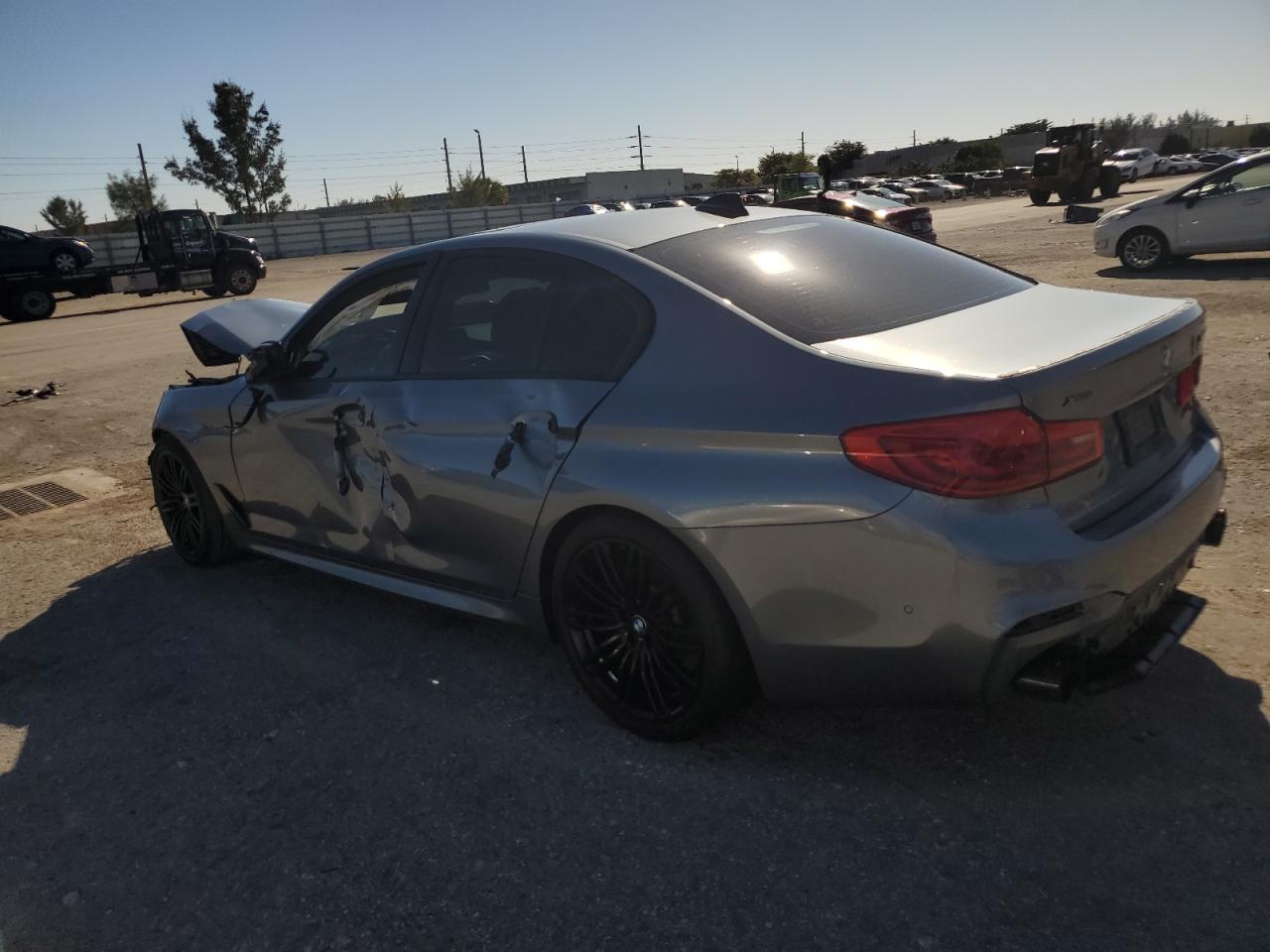 Photo 1 VIN: WBAJB9C53JB036343 - BMW M5 