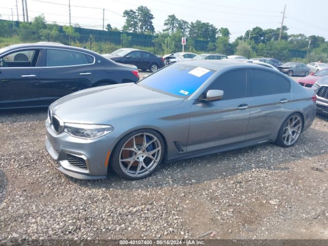 Photo 1 VIN: WBAJB9C55JB049983 - BMW M550I 