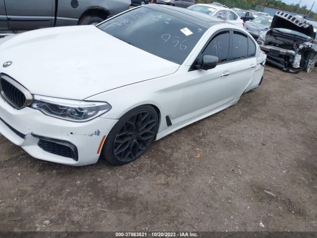 Photo 1 VIN: WBAJB9C55JB286067 - BMW M550I 