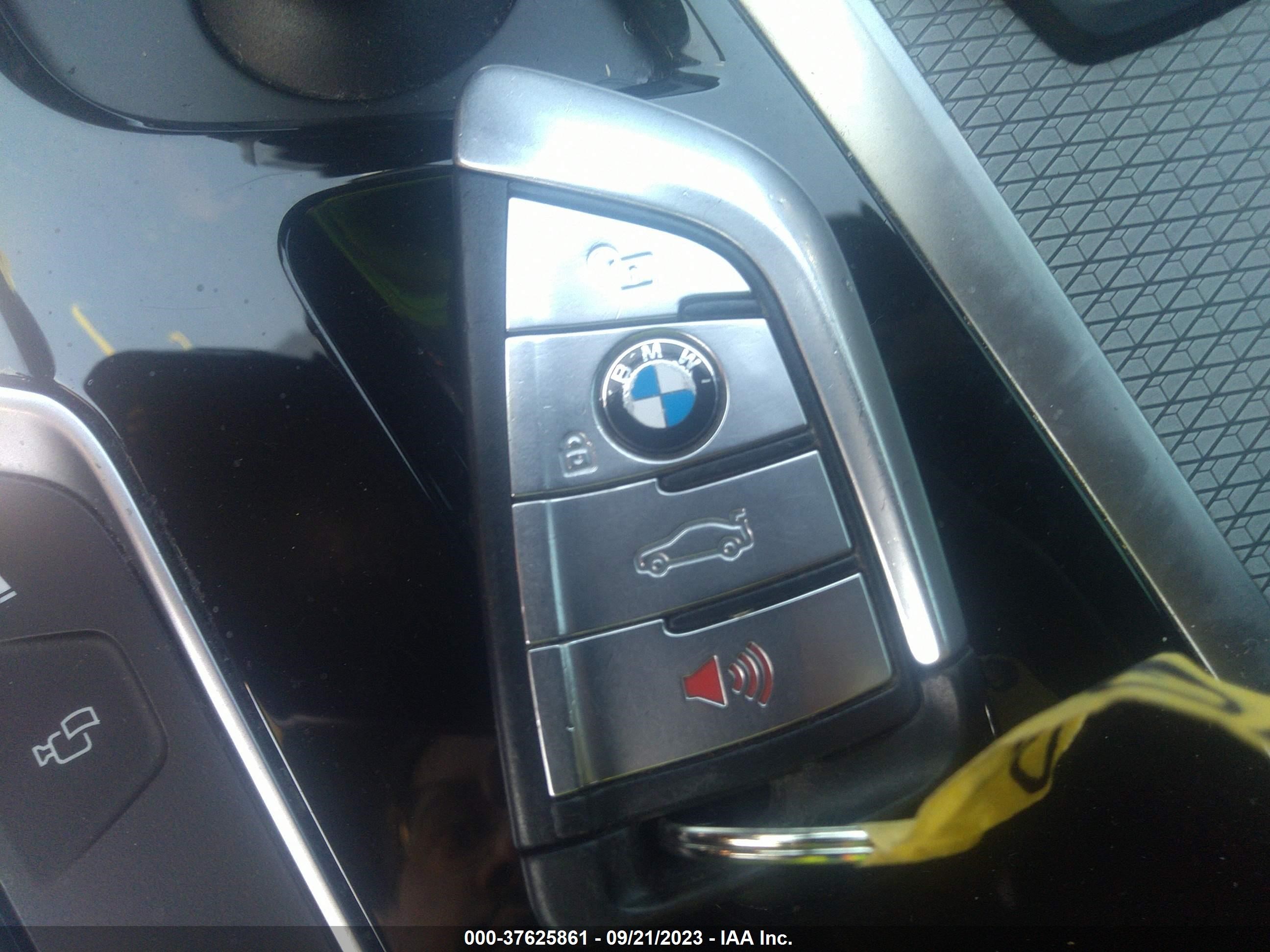 Photo 10 VIN: WBAJB9C56JB287325 - BMW 5ER 