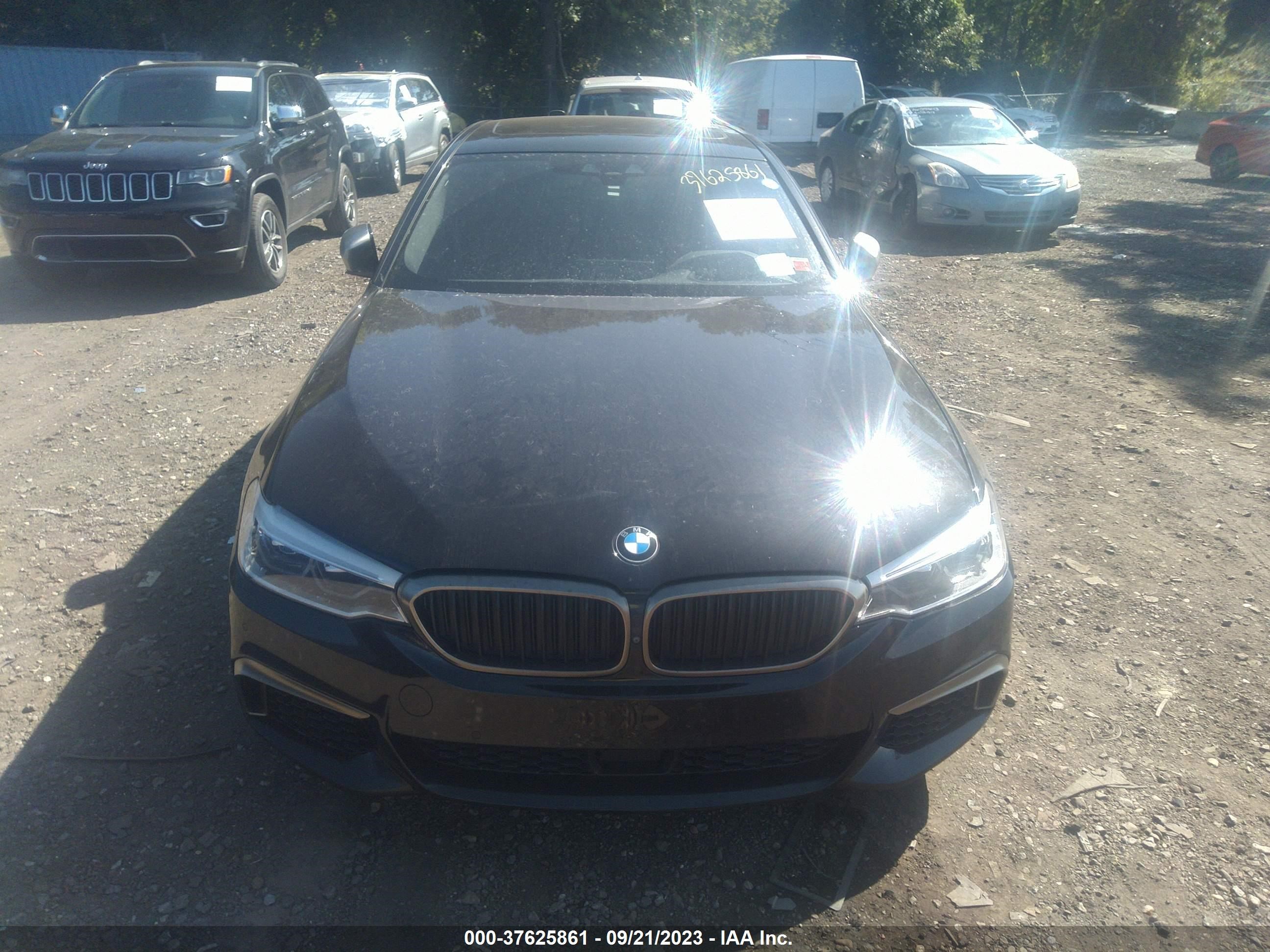 Photo 11 VIN: WBAJB9C56JB287325 - BMW 5ER 